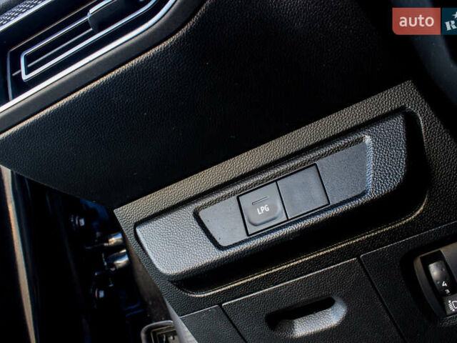 Чорний Дачія Jogger, об'ємом двигуна 1 л та пробігом 184 тис. км за 9700 $, фото 48 на Automoto.ua