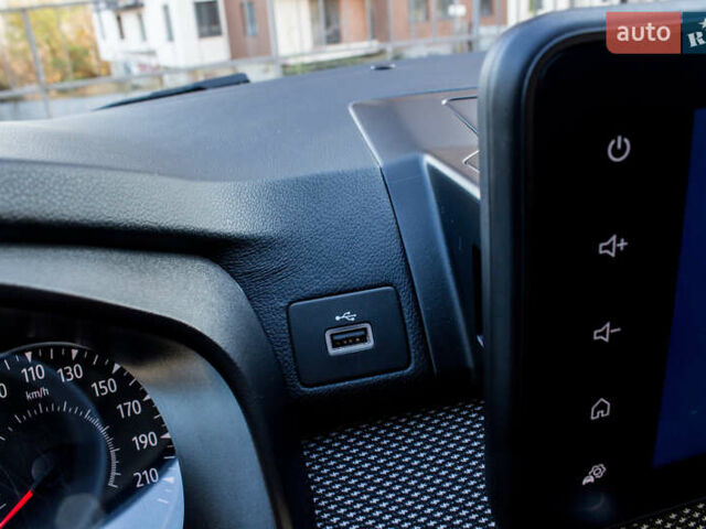 Чорний Дачія Jogger, об'ємом двигуна 1 л та пробігом 184 тис. км за 9700 $, фото 56 на Automoto.ua