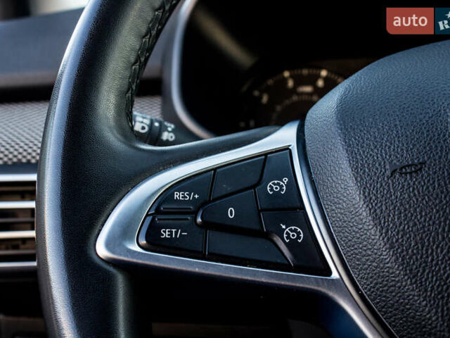 Чорний Дачія Jogger, об'ємом двигуна 1 л та пробігом 184 тис. км за 9700 $, фото 52 на Automoto.ua