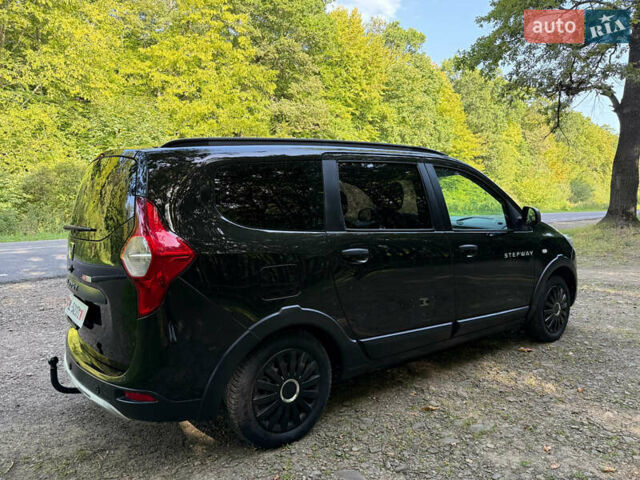 Черный Дачия Lodgy Stepway, объемом двигателя 1.2 л и пробегом 183 тыс. км за 8699 $, фото 13 на Automoto.ua
