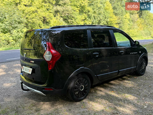 Черный Дачия Lodgy Stepway, объемом двигателя 1.2 л и пробегом 183 тыс. км за 8699 $, фото 55 на Automoto.ua