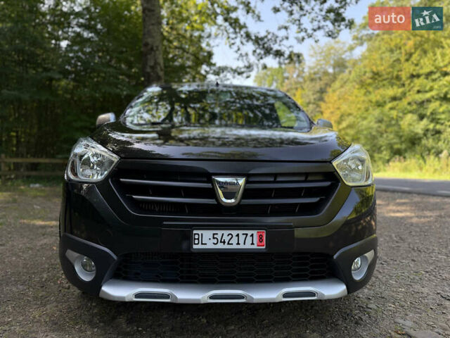 Черный Дачия Lodgy Stepway, объемом двигателя 1.2 л и пробегом 183 тыс. км за 8699 $, фото 61 на Automoto.ua