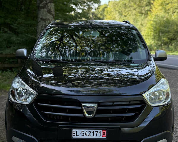 Дачия Lodgy Stepway 2016 в Стрые на Automoto.ua Черный Дачия Lodgy Stepway, объемом двигателя 1.2 л и пробегом 183 тыс. км за 8800 $, фото 49 на Automoto.ua