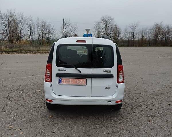 Белый Дачия Logan MCV, объемом двигателя 1.6 л и пробегом 179 тыс. км за 5850 $, фото 17 на Automoto.ua