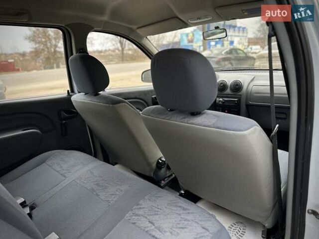 Белый Дачия Logan MCV, объемом двигателя 1.4 л и пробегом 253 тыс. км за 5300 $, фото 52 на Automoto.ua