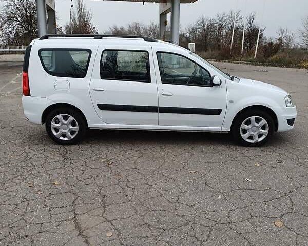 Белый Дачия Logan MCV, объемом двигателя 1.6 л и пробегом 179 тыс. км за 5850 $, фото 14 на Automoto.ua