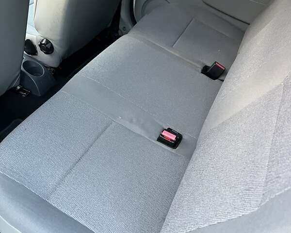 Белый Дачия Logan MCV, объемом двигателя 1.4 л и пробегом 175 тыс. км за 4950 $, фото 34 на Automoto.ua