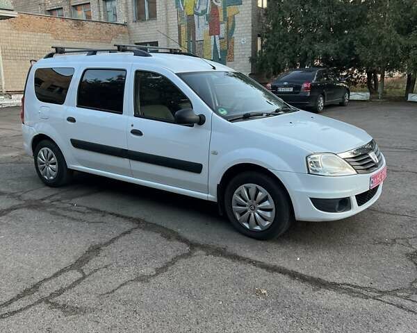 Белый Дачия Logan MCV, объемом двигателя 1.4 л и пробегом 175 тыс. км за 4950 $, фото 14 на Automoto.ua