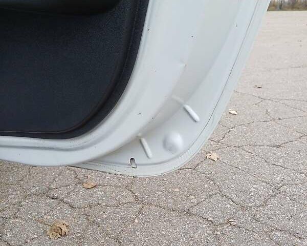 Белый Дачия Logan MCV, объемом двигателя 1.6 л и пробегом 179 тыс. км за 5850 $, фото 3 на Automoto.ua