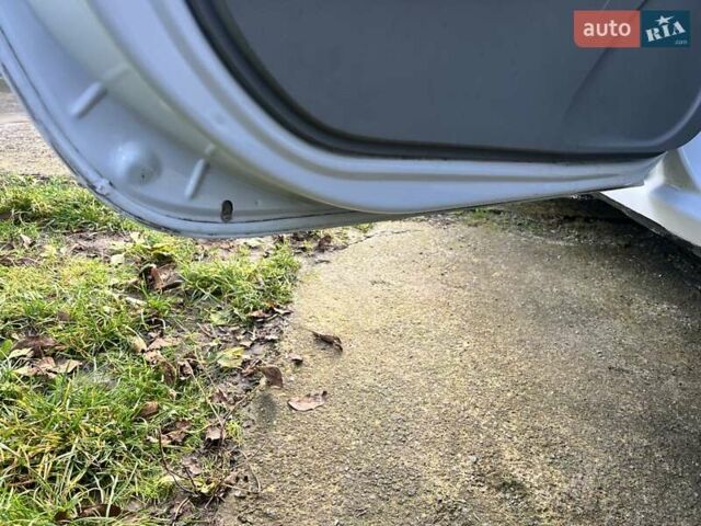 Белый Дачия Logan MCV, объемом двигателя 1.6 л и пробегом 231 тыс. км за 4650 $, фото 26 на Automoto.ua