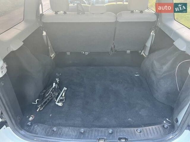 Белый Дачия Logan MCV, объемом двигателя 1.6 л и пробегом 231 тыс. км за 4700 $, фото 42 на Automoto.ua