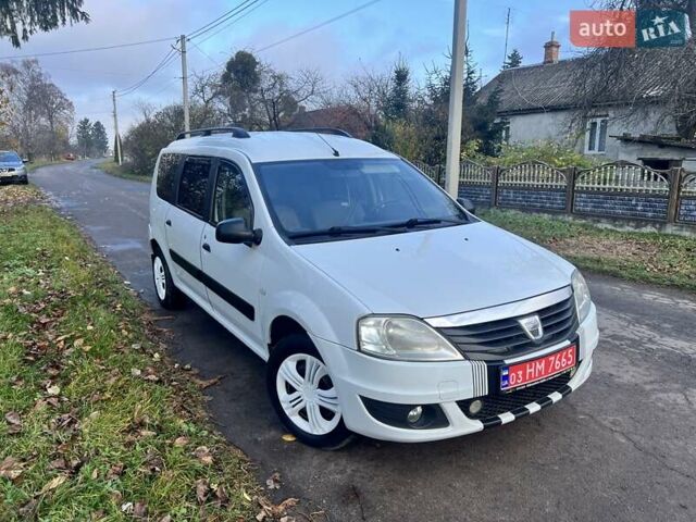 Белый Дачия Logan MCV, объемом двигателя 1.6 л и пробегом 231 тыс. км за 4650 $, фото 5 на Automoto.ua