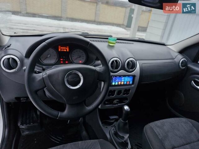 Білий Дачія Logan MCV, об'ємом двигуна 1.6 л та пробігом 286 тис. км за 5850 $, фото 10 на Automoto.ua