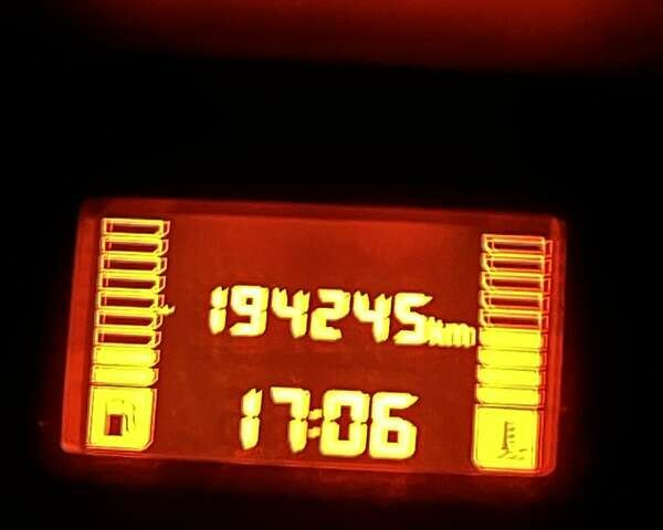 Білий Дачія Logan MCV, об'ємом двигуна 1.6 л та пробігом 200 тис. км за 5200 $, фото 39 на Automoto.ua