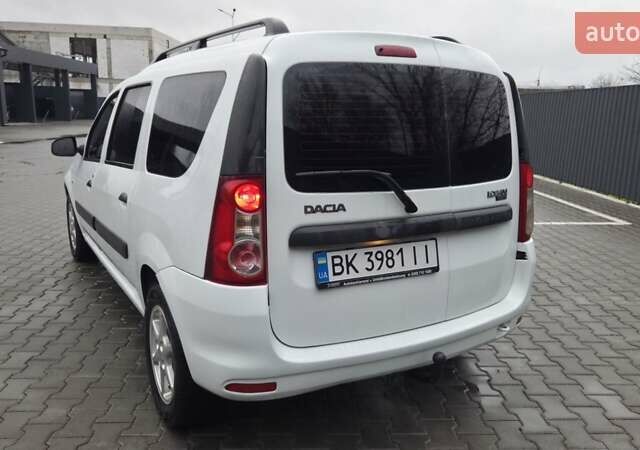 Белый Дачия Logan MCV, объемом двигателя 1.6 л и пробегом 182 тыс. км за 5900 $, фото 9 на Automoto.ua