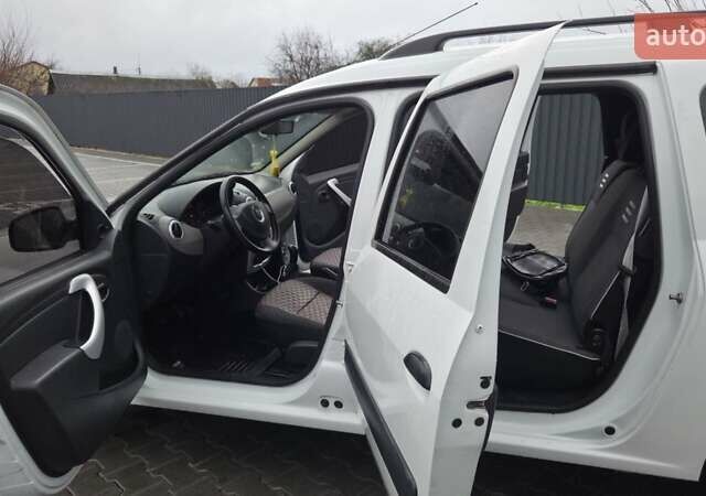 Белый Дачия Logan MCV, объемом двигателя 1.6 л и пробегом 182 тыс. км за 5900 $, фото 17 на Automoto.ua