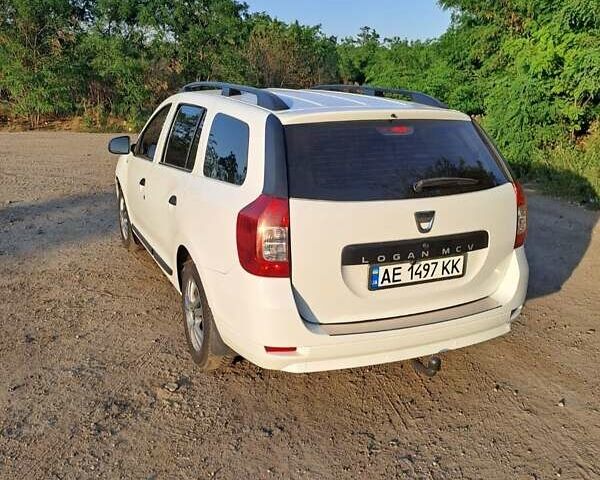 Дачия Logan MCV 2014 в Покровском на Automoto.ua Белый Дачия Logan MCV, объемом двигателя 1.46 л и пробегом 178 тыс. км за 8000 $, фото 2 на Automoto.ua