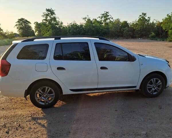 Дачия Logan MCV 2014 в Покровском на Automoto.ua Белый Дачия Logan MCV, объемом двигателя 1.46 л и пробегом 178 тыс. км за 8000 $, фото 9 на Automoto.ua