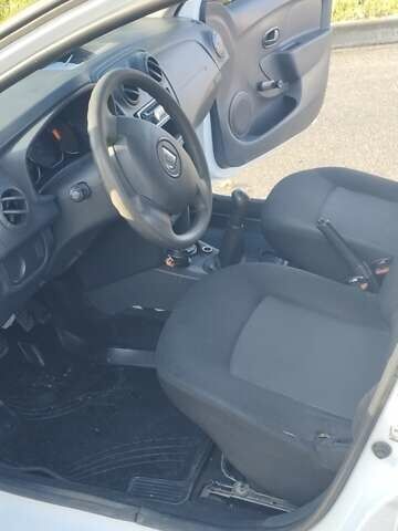 Белый Дачия Logan MCV, объемом двигателя 1.1 л и пробегом 142 тыс. км за 5600 $, фото 18 на Automoto.ua