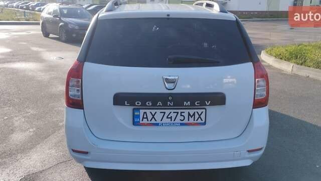 Белый Дачия Logan MCV, объемом двигателя 1.1 л и пробегом 142 тыс. км за 5600 $, фото 12 на Automoto.ua