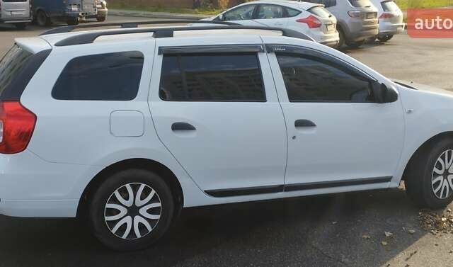 Белый Дачия Logan MCV, объемом двигателя 1.1 л и пробегом 142 тыс. км за 5600 $, фото 11 на Automoto.ua