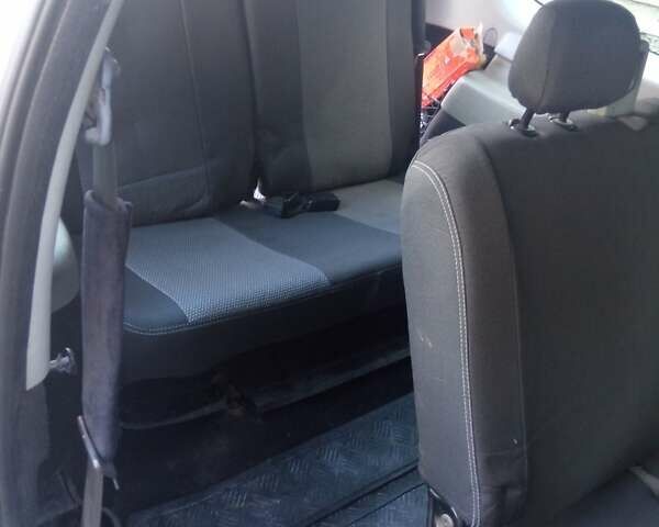 Бежевый Дачия Logan MCV, объемом двигателя 1.6 л и пробегом 285 тыс. км за 5600 $, фото 37 на Automoto.ua