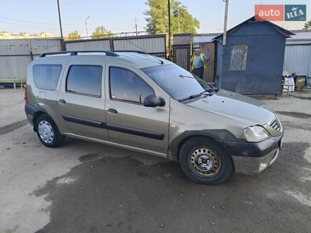 Бежевый Дачия Logan MCV, объемом двигателя 1.6 л и пробегом 382 тыс. км за 3000 $, фото 5 на Automoto.ua