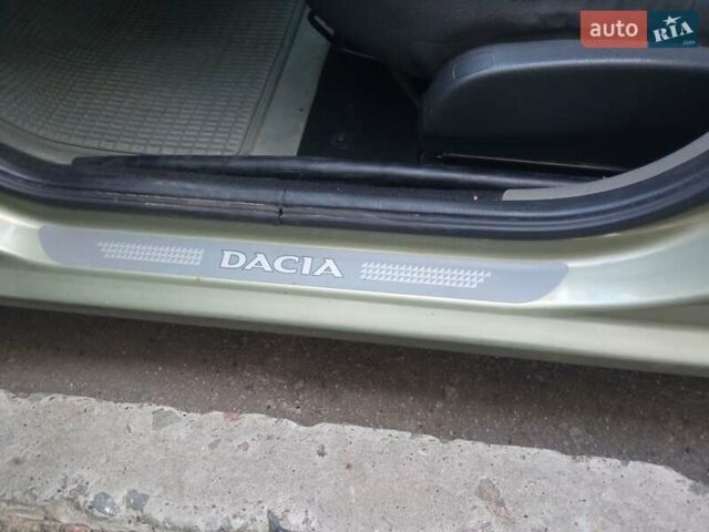 Бежевый Дачия Logan MCV, объемом двигателя 1.6 л и пробегом 285 тыс. км за 5600 $, фото 29 на Automoto.ua