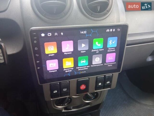 Бежевый Дачия Logan MCV, объемом двигателя 1.6 л и пробегом 285 тыс. км за 5600 $, фото 6 на Automoto.ua