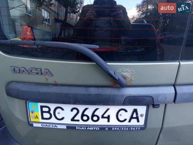 Бежевый Дачия Logan MCV, объемом двигателя 1.6 л и пробегом 285 тыс. км за 5600 $, фото 20 на Automoto.ua