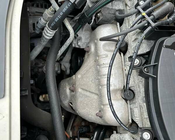 Бежевий Дачія Logan MCV, об'ємом двигуна 1.6 л та пробігом 109 тис. км за 6499 $, фото 32 на Automoto.ua