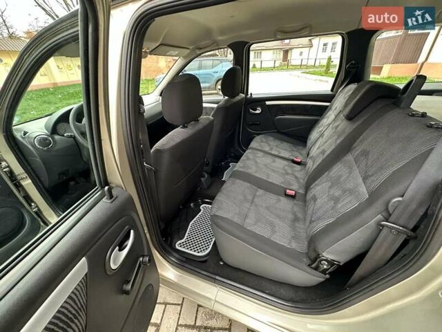 Бежевий Дачія Logan MCV, об'ємом двигуна 1.6 л та пробігом 109 тис. км за 6499 $, фото 20 на Automoto.ua