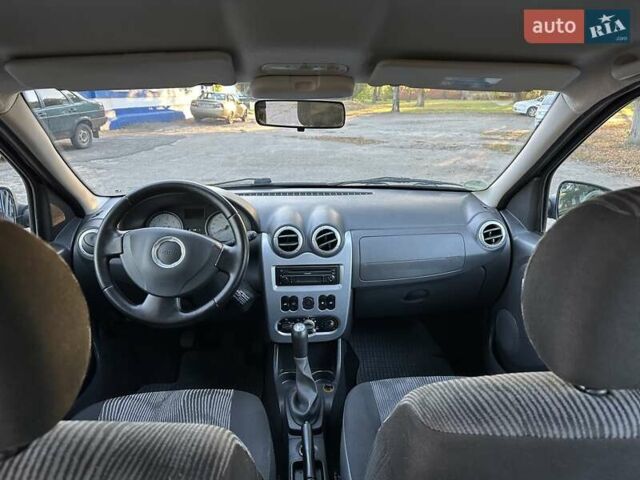 Черный Дачия Logan MCV, объемом двигателя 1.6 л и пробегом 143 тыс. км за 6850 $, фото 41 на Automoto.ua