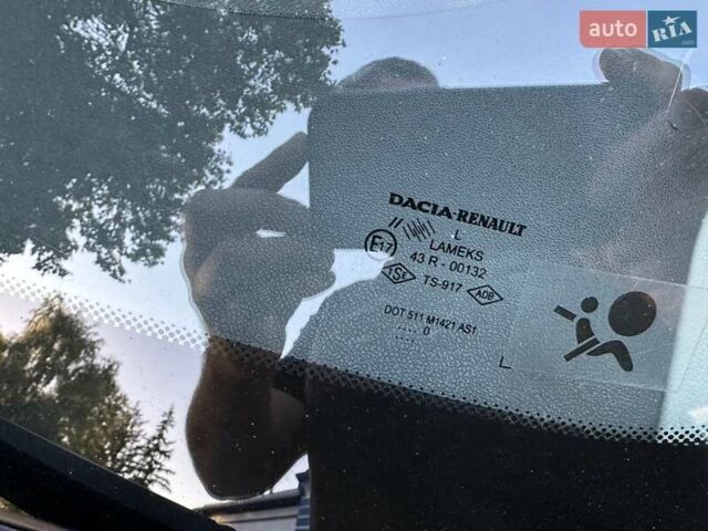 Черный Дачия Logan MCV, объемом двигателя 1.6 л и пробегом 143 тыс. км за 6850 $, фото 16 на Automoto.ua