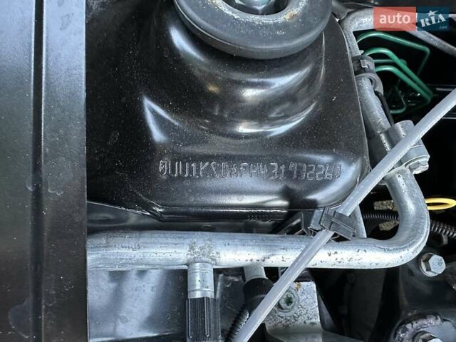 Черный Дачия Logan MCV, объемом двигателя 1.6 л и пробегом 143 тыс. км за 6850 $, фото 47 на Automoto.ua