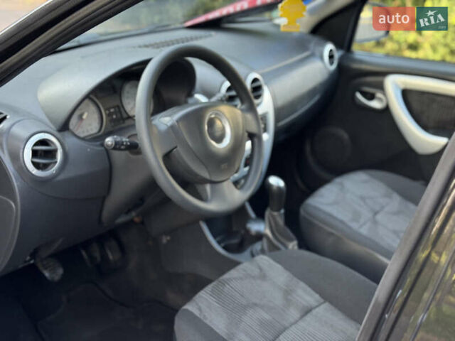 Черный Дачия Logan MCV, объемом двигателя 1.6 л и пробегом 144 тыс. км за 6350 $, фото 11 на Automoto.ua