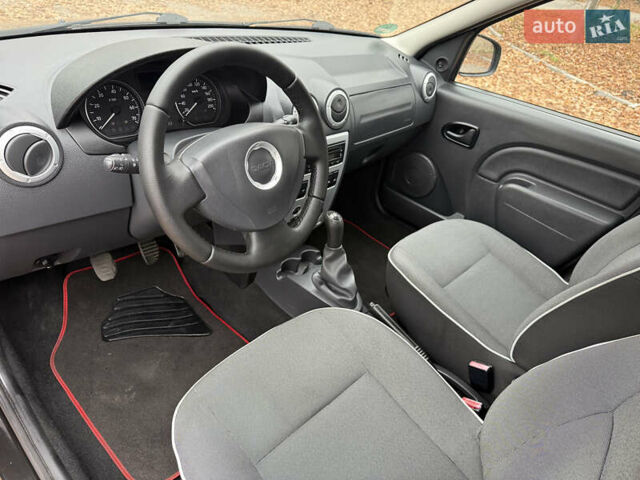 Черный Дачия Logan MCV, объемом двигателя 1.6 л и пробегом 233 тыс. км за 6500 $, фото 12 на Automoto.ua