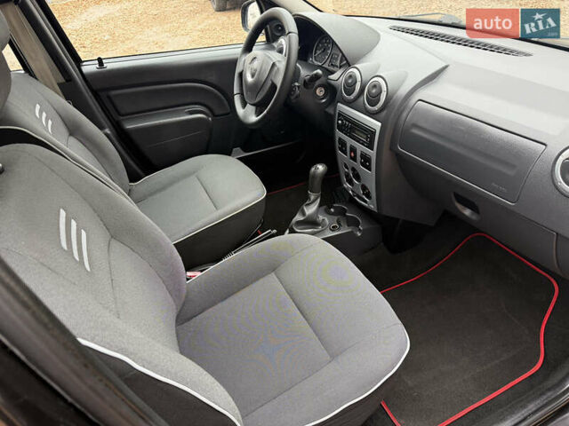 Черный Дачия Logan MCV, объемом двигателя 1.6 л и пробегом 233 тыс. км за 6500 $, фото 15 на Automoto.ua