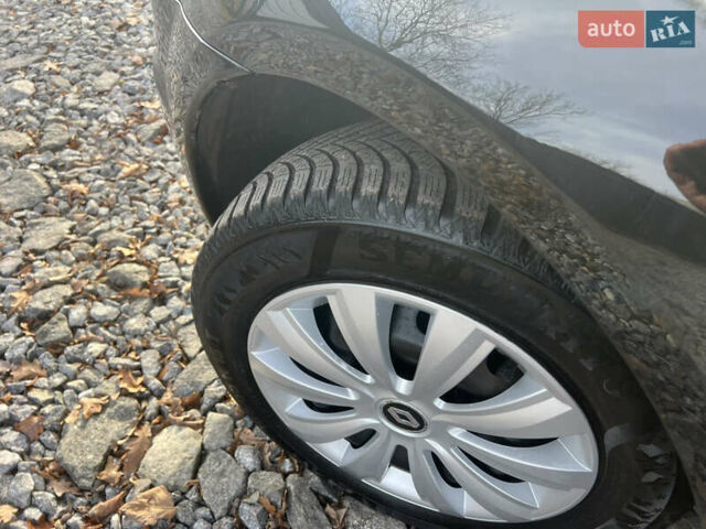 Чорний Дачія Logan MCV, об'ємом двигуна 1.6 л та пробігом 159 тис. км за 6500 $, фото 13 на Automoto.ua