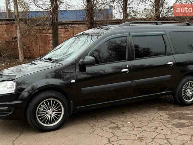 Черный Дачия Logan MCV, объемом двигателя 1.6 л и пробегом 197 тыс. км за 7250 $, фото 1 на Automoto.ua