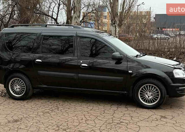 Черный Дачия Logan MCV, объемом двигателя 1.6 л и пробегом 197 тыс. км за 7250 $, фото 6 на Automoto.ua