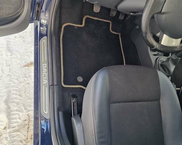 Черный Дачия Logan MCV, объемом двигателя 1.6 л и пробегом 180 тыс. км за 6999 $, фото 59 на Automoto.ua