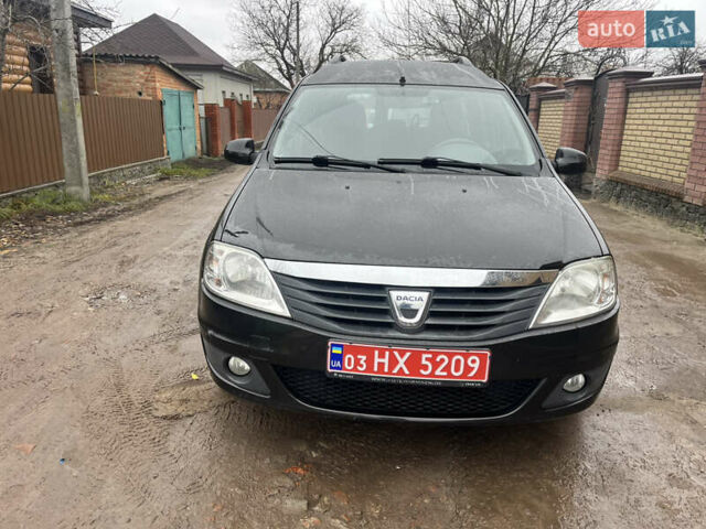 Черный Дачия Logan MCV, объемом двигателя 1.6 л и пробегом 220 тыс. км за 6900 $, фото 4 на Automoto.ua