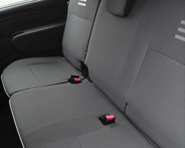 Чорний Дачія Logan MCV, об'ємом двигуна 1.6 л та пробігом 180 тис. км за 6899 $, фото 20 на Automoto.ua