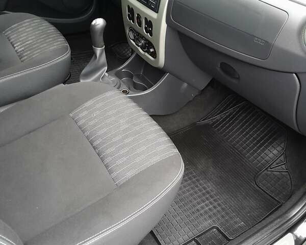 Чорний Дачія Logan MCV, об'ємом двигуна 1.6 л та пробігом 148 тис. км за 6295 $, фото 21 на Automoto.ua