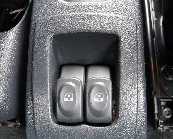 Чорний Дачія Logan MCV, об'ємом двигуна 1.6 л та пробігом 148 тис. км за 6295 $, фото 31 на Automoto.ua