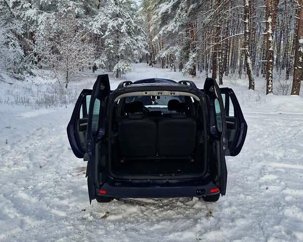 Черный Дачия Logan MCV, объемом двигателя 1.6 л и пробегом 180 тыс. км за 6999 $, фото 13 на Automoto.ua