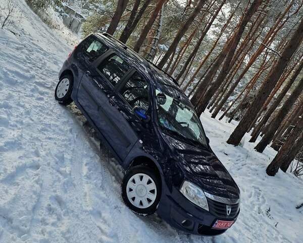 Черный Дачия Logan MCV, объемом двигателя 1.6 л и пробегом 180 тыс. км за 6999 $, фото 5 на Automoto.ua