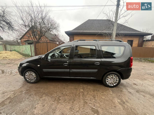 Черный Дачия Logan MCV, объемом двигателя 1.6 л и пробегом 220 тыс. км за 6900 $, фото 23 на Automoto.ua