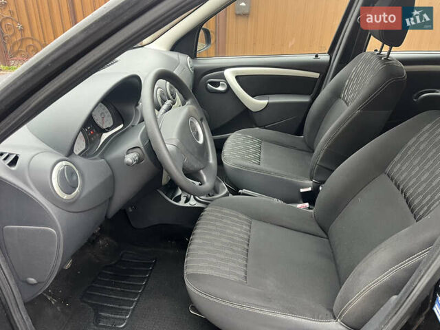 Черный Дачия Logan MCV, объемом двигателя 1.6 л и пробегом 220 тыс. км за 6900 $, фото 54 на Automoto.ua